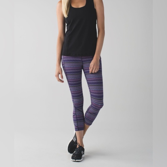 Lululemon Pace Rival Crop in Space Dye Twist Ultra Violet Multi / Blue - Picture 2 of 14
